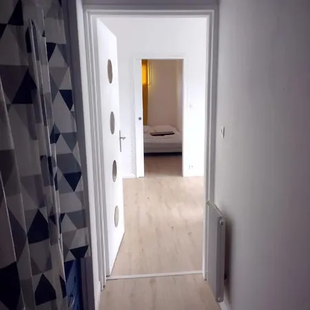 Au Bord Du Clain Parking Privatif Apartament *
